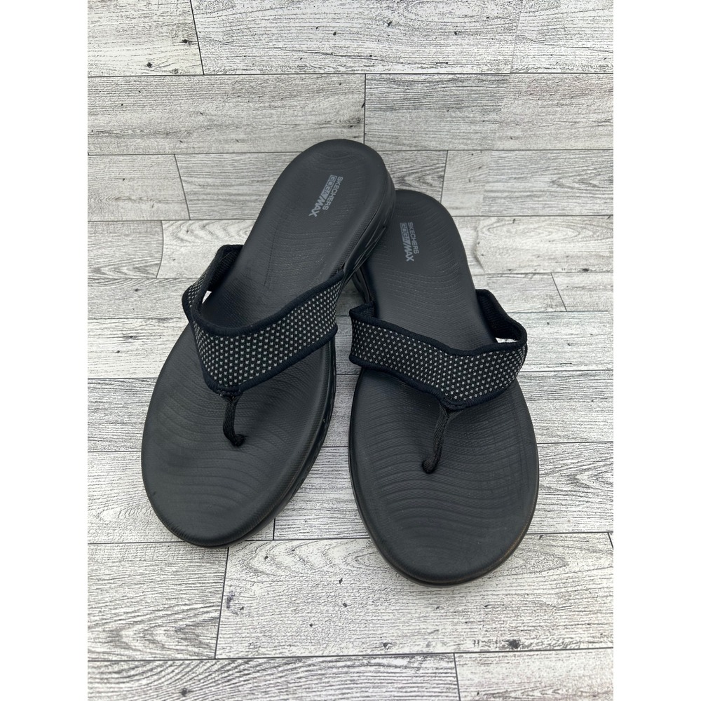Skechers On-the-GO 600 Goga Max Black Knit Thong Sandals Women Sz 11